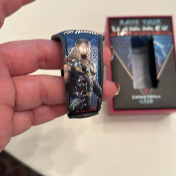 Disney Thor Marvel MagicBand Plus - Picture 10 of 10